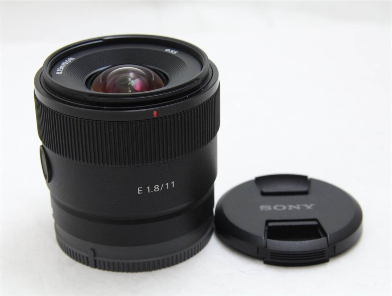 【中古】 ソニー(sony) E 11mm F1.8 SEL11F18
