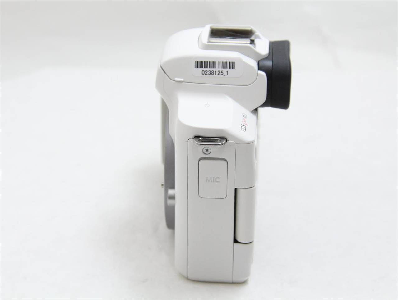 【中古】 キヤノン(canon) EOS Kiss M2 ボディ [ホワイト]