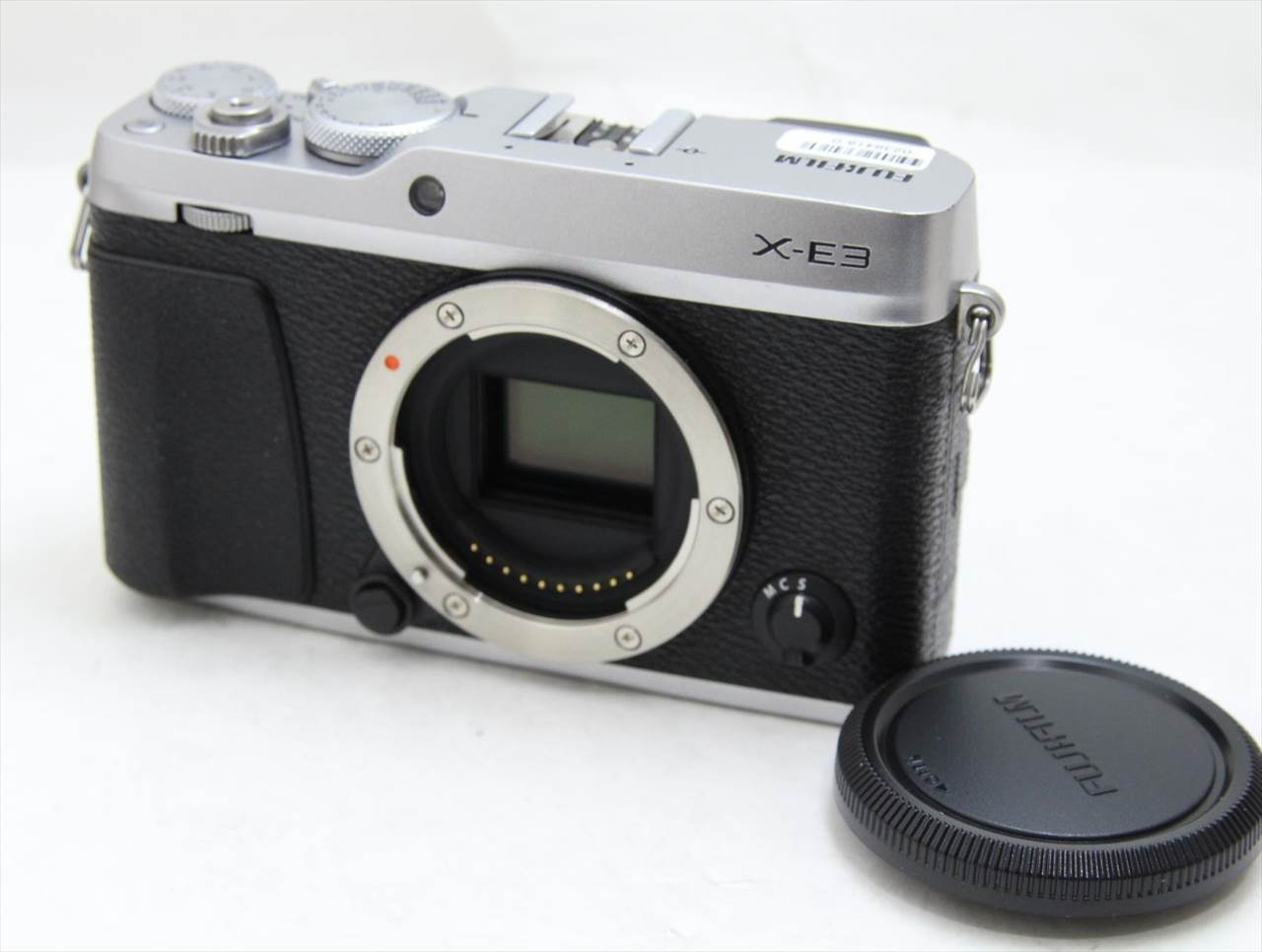 【中古】 富士フイルム(fujifilm) FUJIFILM X-E3 ボディ [シルバー]