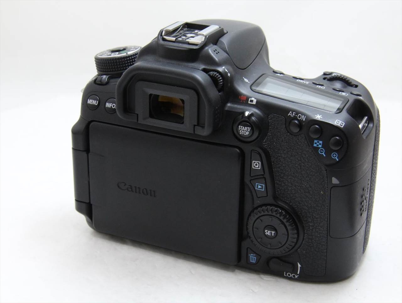 【中古】 キヤノン(canon) EOS 70D