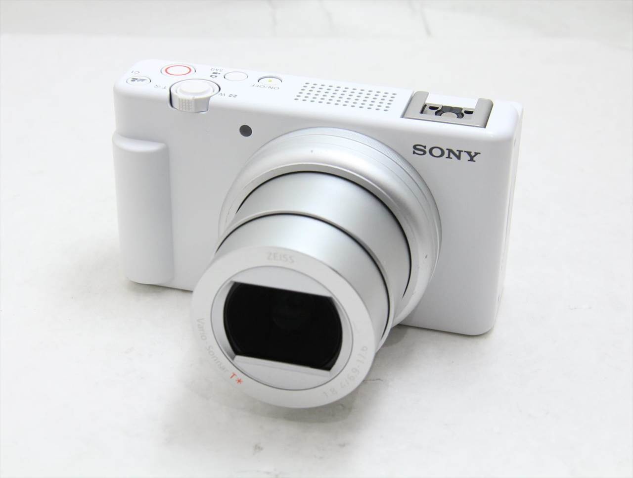 【中古】 ソニー(sony) VLOGCAM ZV-1M2 [ホワイト]