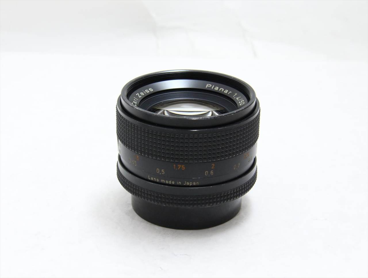 【中古】 京セラ(kyocera) Carl Zeiss Planar T* 50mm F1.4 (AE)
