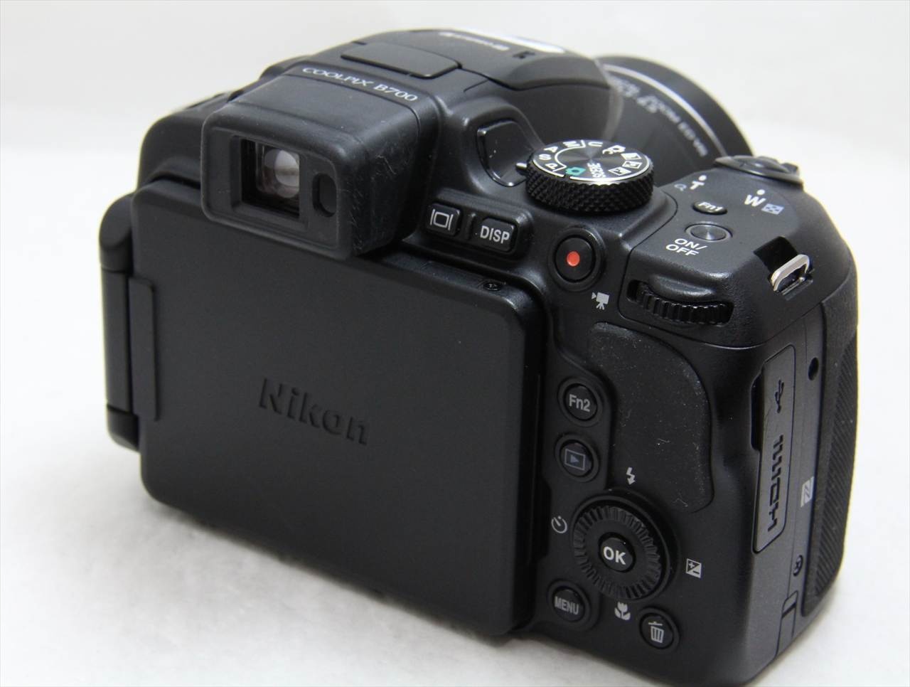 【中古】 ニコン(nikon) COOLPIX B700 [ブラック]