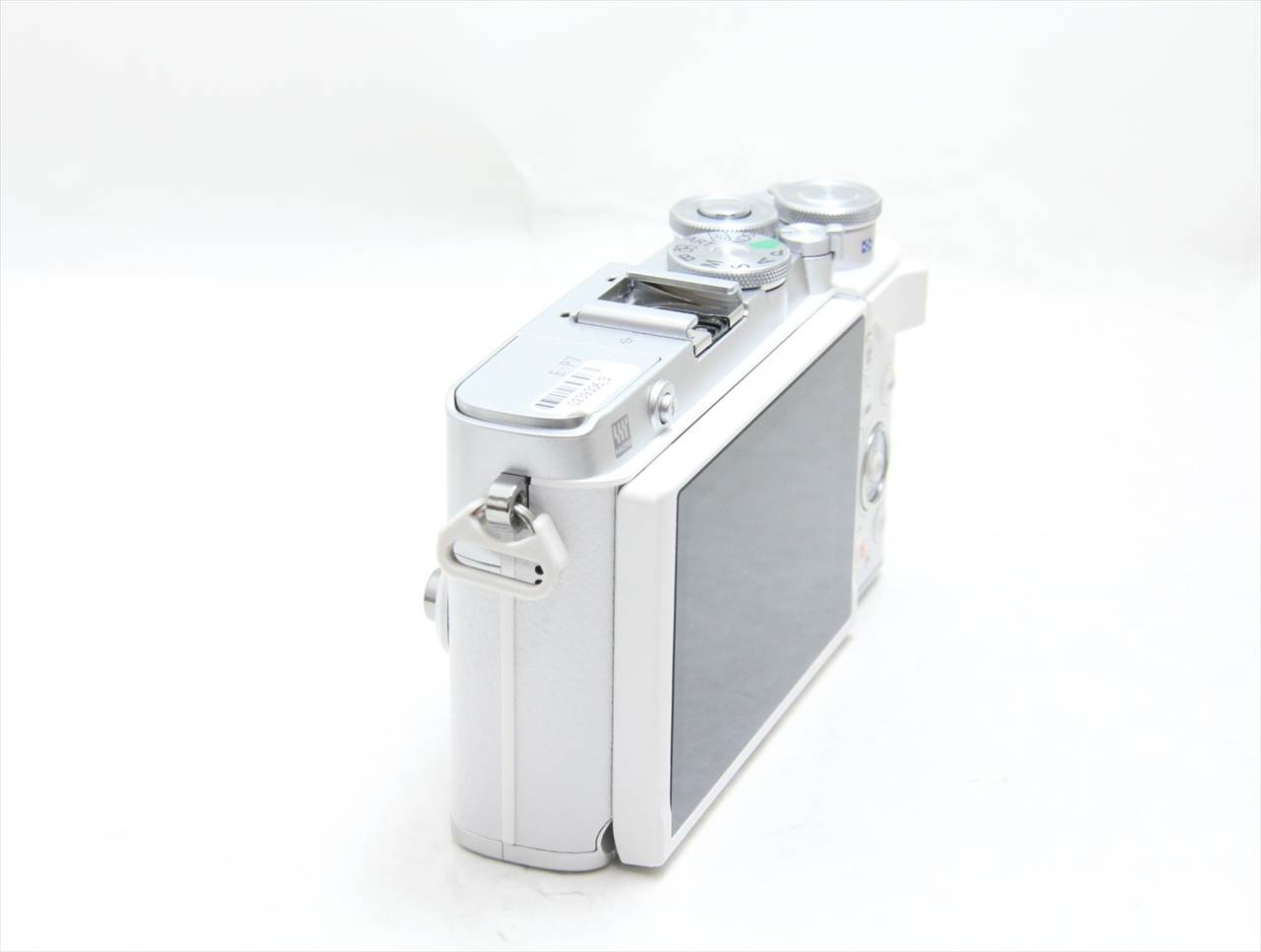 【中古】 オリンパス・OMシステム(olympus・OM SYSTEM) OLYMPUS PEN E-P7 ボディ [ホワイト]