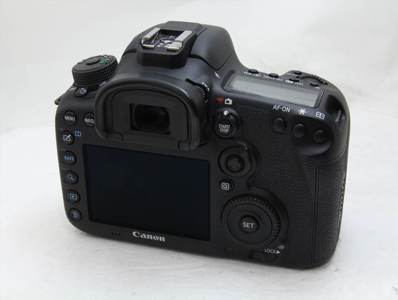 【中古】 キヤノン(canon) EOS 7D Mark II ボディ