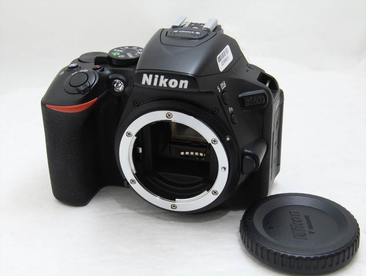 【中古】 ニコン(nikon) D5600 ボディ
