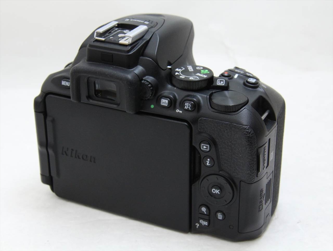 【中古】 ニコン(nikon) D5600 ボディ