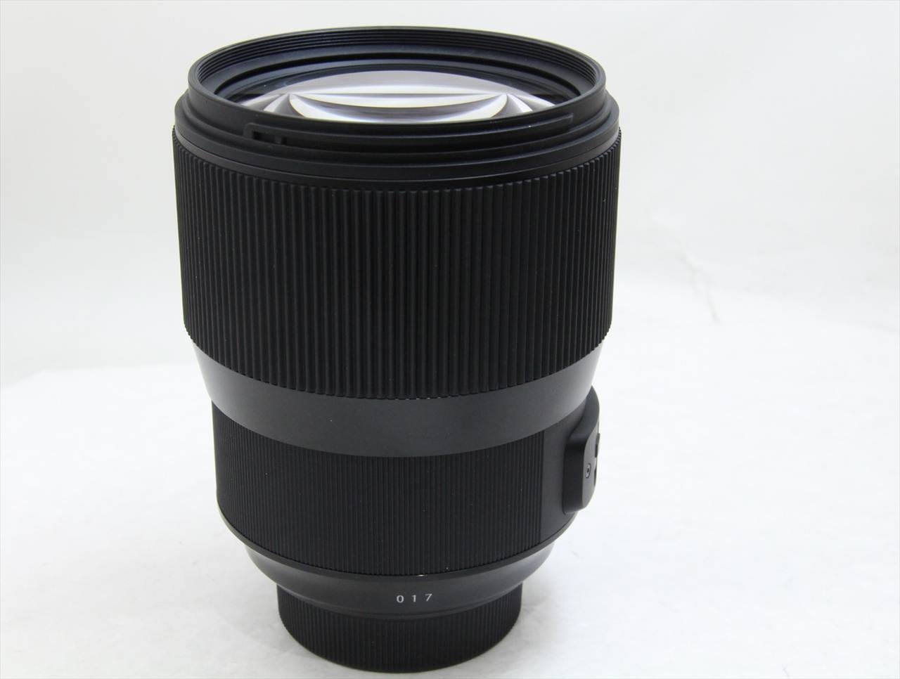 【中古】 シグマ(sigma) A 135mm F1.8 DG HSM [ニコン用]