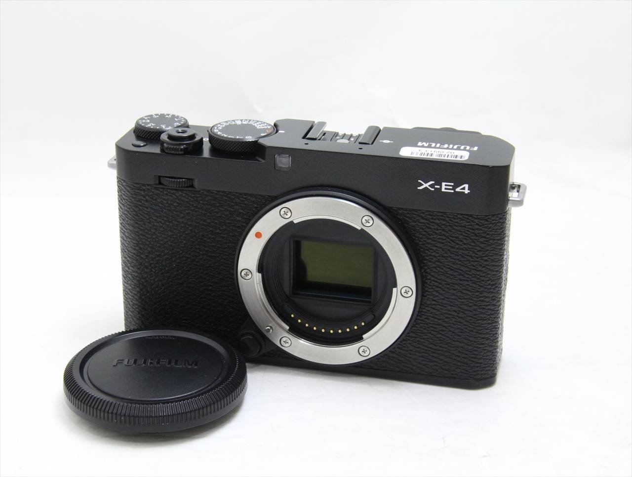 【中古】 富士フイルム(fujifilm) FUJIFILM X-E4 ボディ [ブラック]