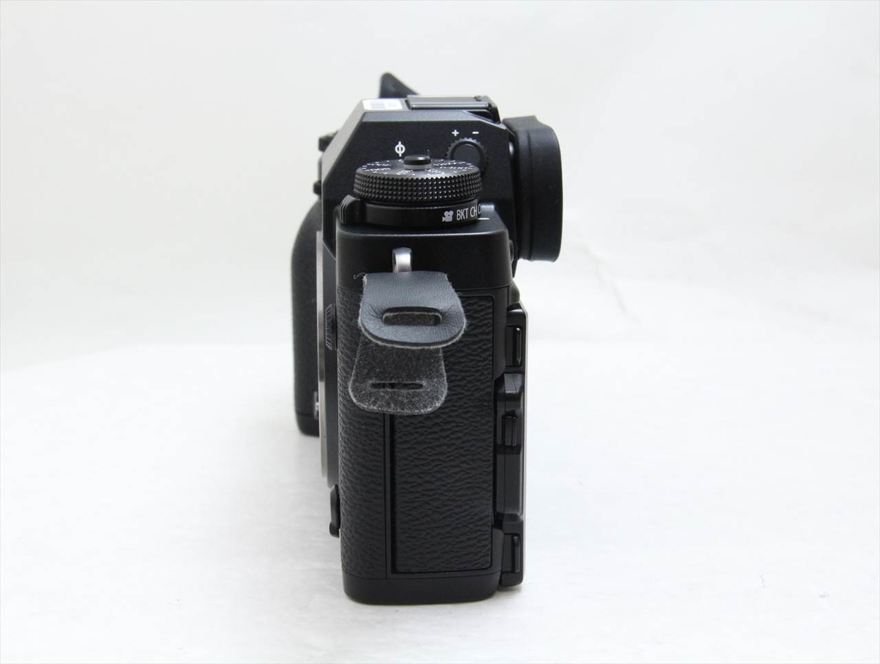 【中古】 富士フイルム(fujifilm) FUJIFILM X-T3 ボディ [ブラック]