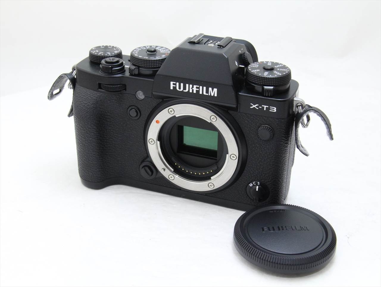 【中古】 富士フイルム(fujifilm) FUJIFILM X-T3 ボディ [ブラック]