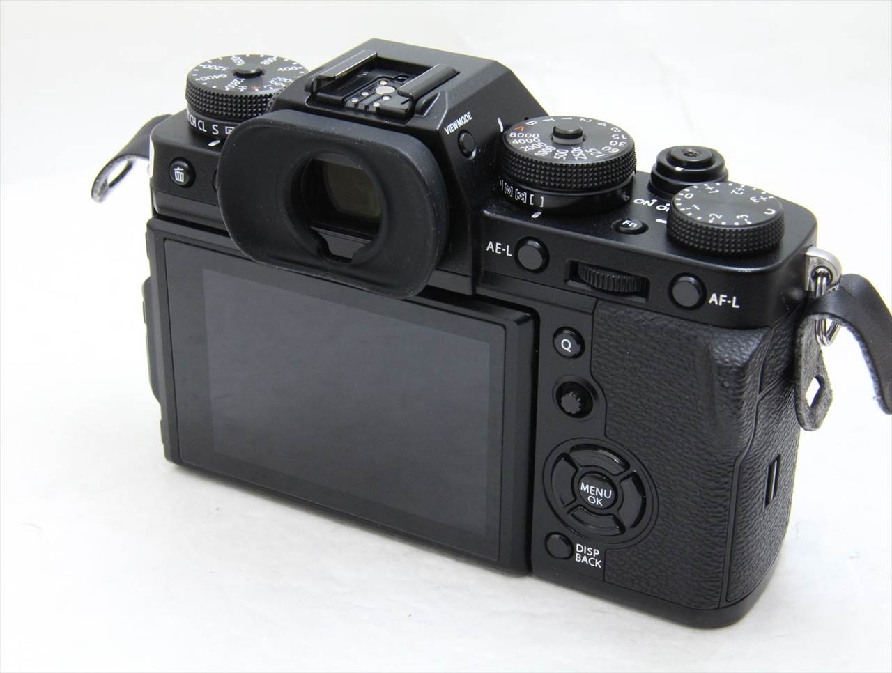 【中古】 富士フイルム(fujifilm) FUJIFILM X-T3 ボディ [ブラック]