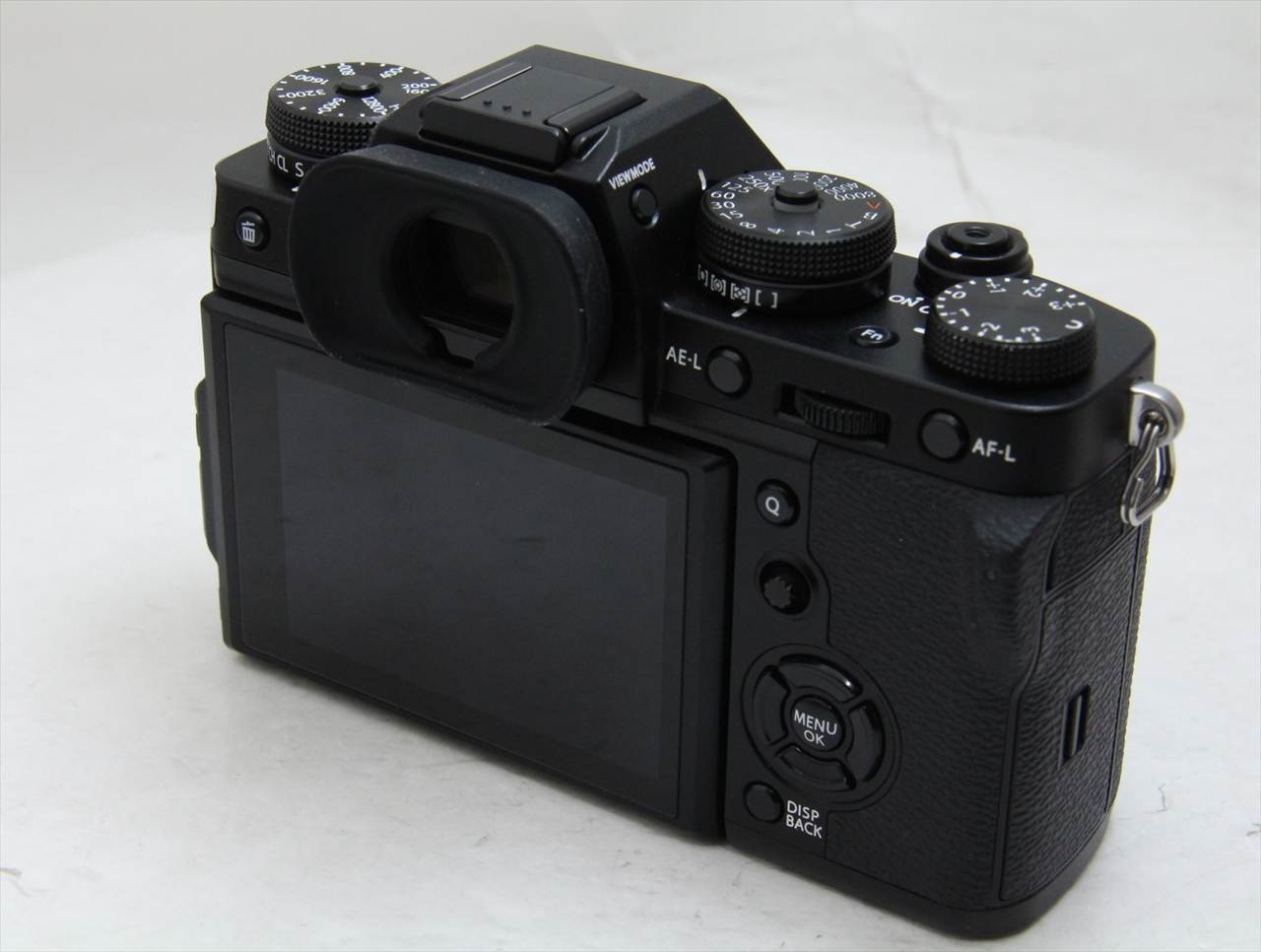 【中古】 富士フイルム(fujifilm) FUJIFILM X-T3 ボディ [ブラック]