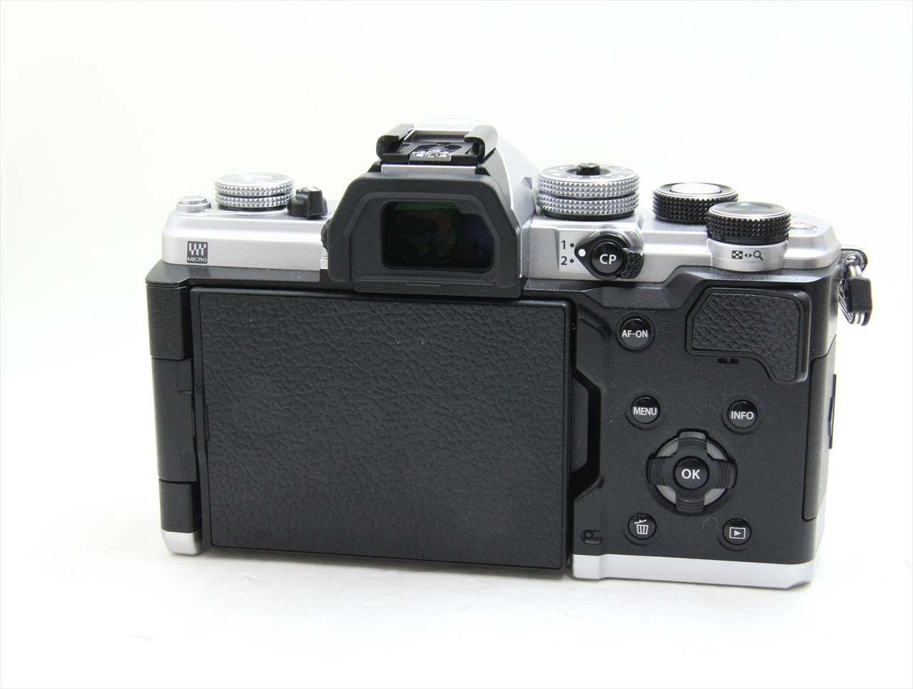 【中古】 オリンパス・OMシステム(olympus・OM SYSTEM) OM SYSTEM OM-3 [シルバー]
