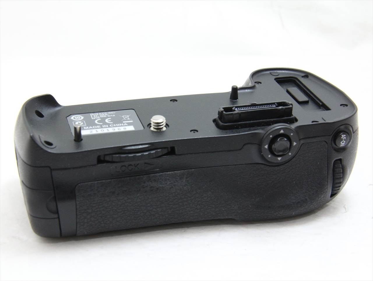 【中古】 ニコン(nikon) マルチパワーバッテリーパック MB-D12
