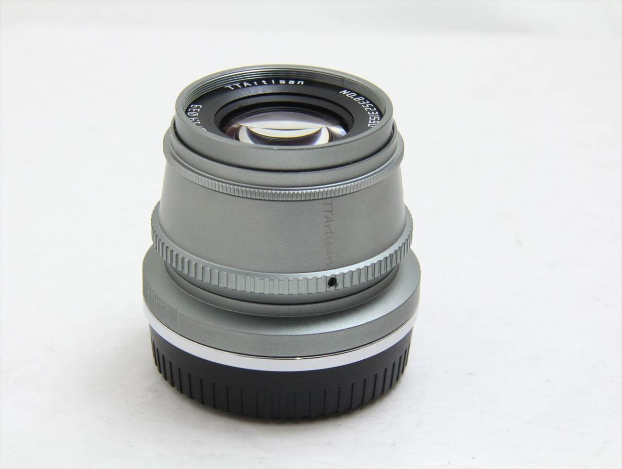 【中古】  TTArtisan 35mm F1.4 C ASPH [チタニウムカラー][フジフイルムX用]
