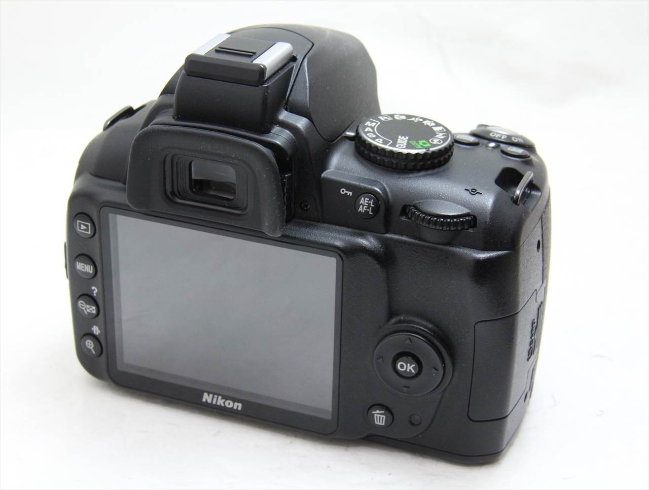 【中古】 ニコン(nikon) D3000 ボディ
