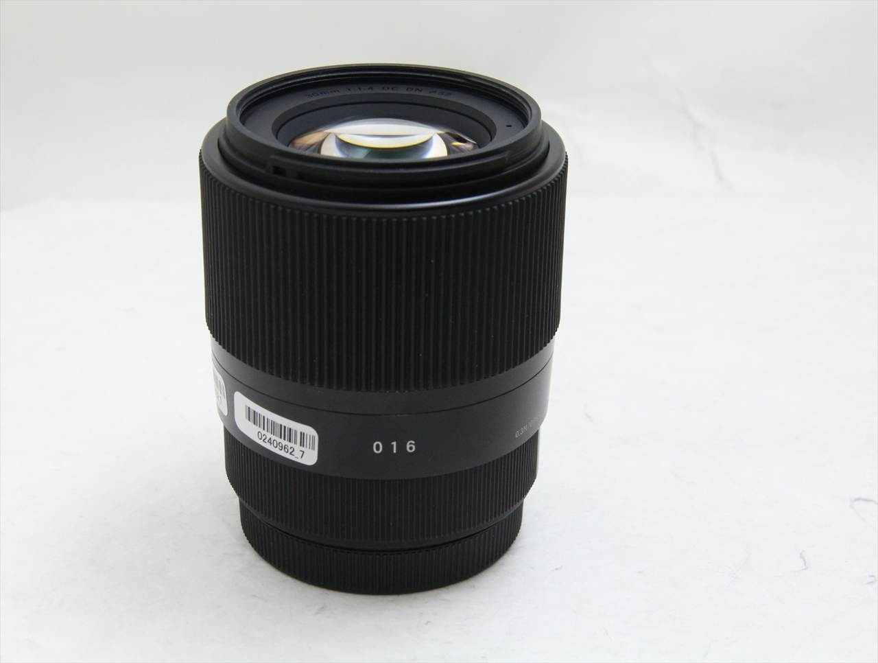 【中古】 シグマ(sigma) C 30mm F1.4 DC DN [富士フイルムX用]