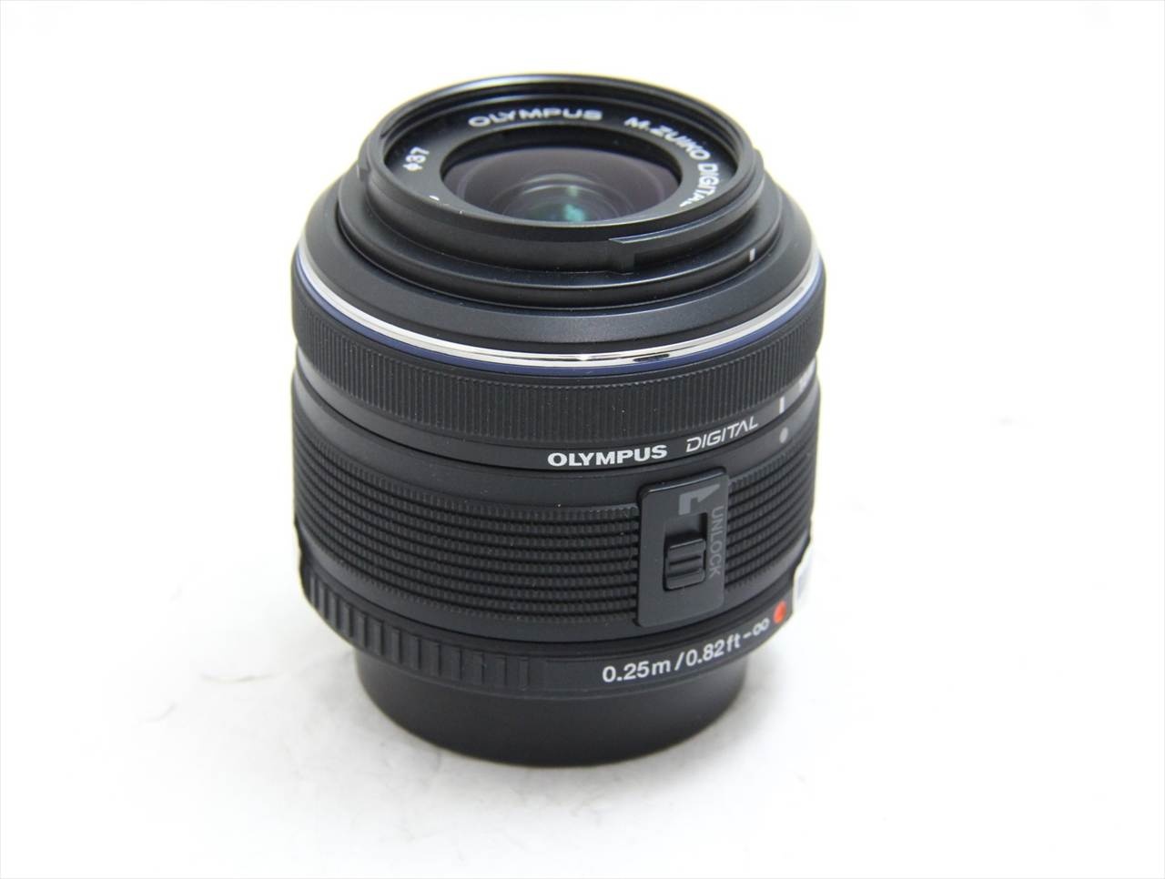 【中古】 オリンパス・OMシステム(olympus・OM SYSTEM) M.ZUIKO DIGITAL 14-42mm F3.5-5.6 II R [シルバー]