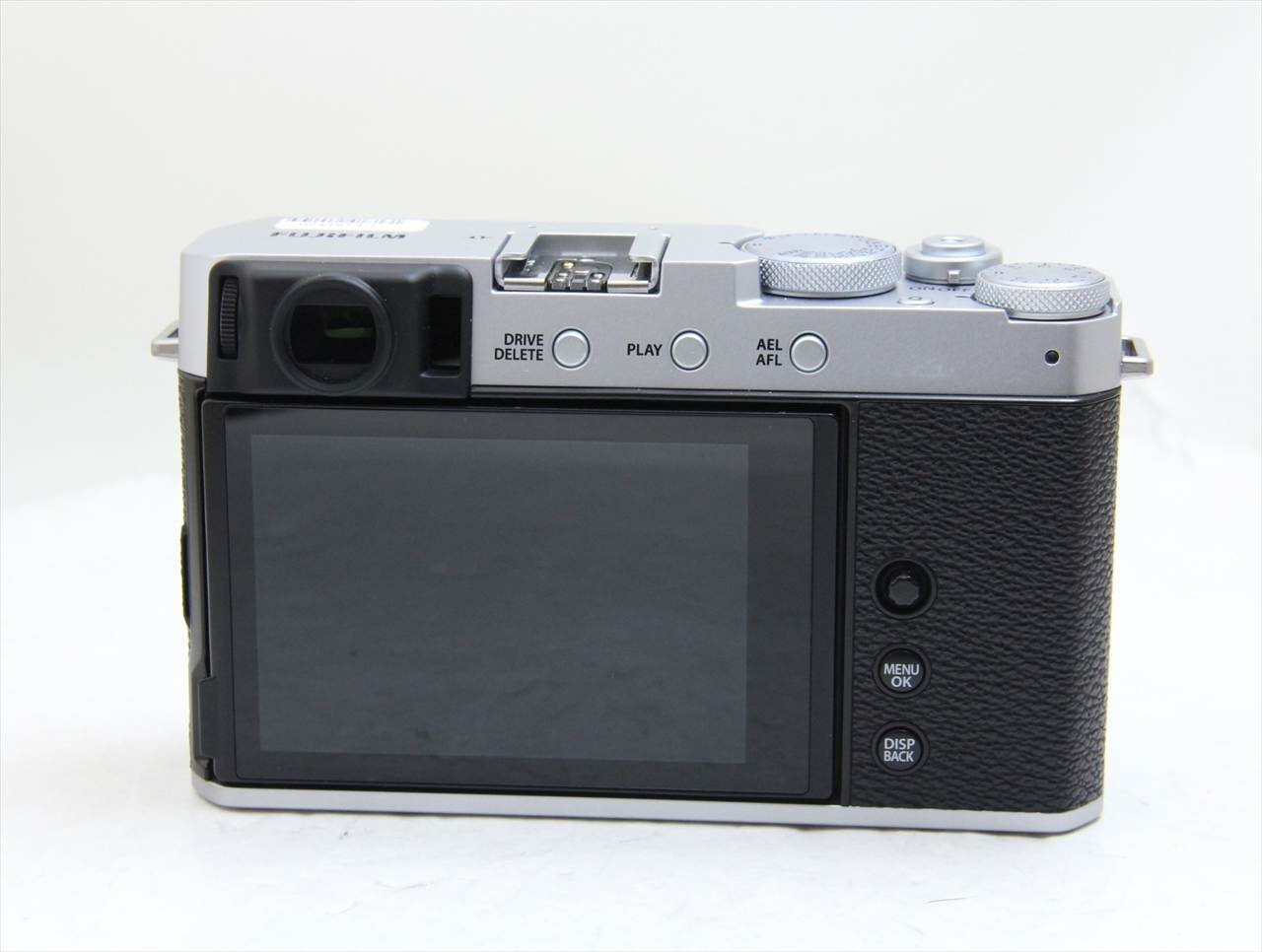 【中古】 富士フイルム(fujifilm) FUJIFILM X-E4 ボディ [シルバー]