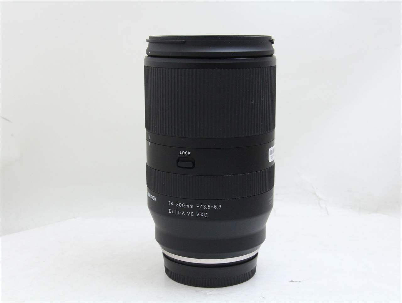 【中古】 タムロン(tamron) 18-300mm F/3.5-6.3 Di III-A VC VXD (Model B061) [フジフイルム用]