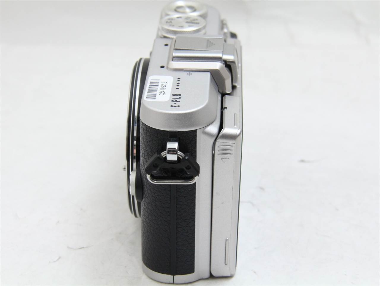 【中古】 オリンパス・OMシステム(olympus・OM SYSTEM) OLYMPUS PEN E-PL8 ボディ [ブラック]