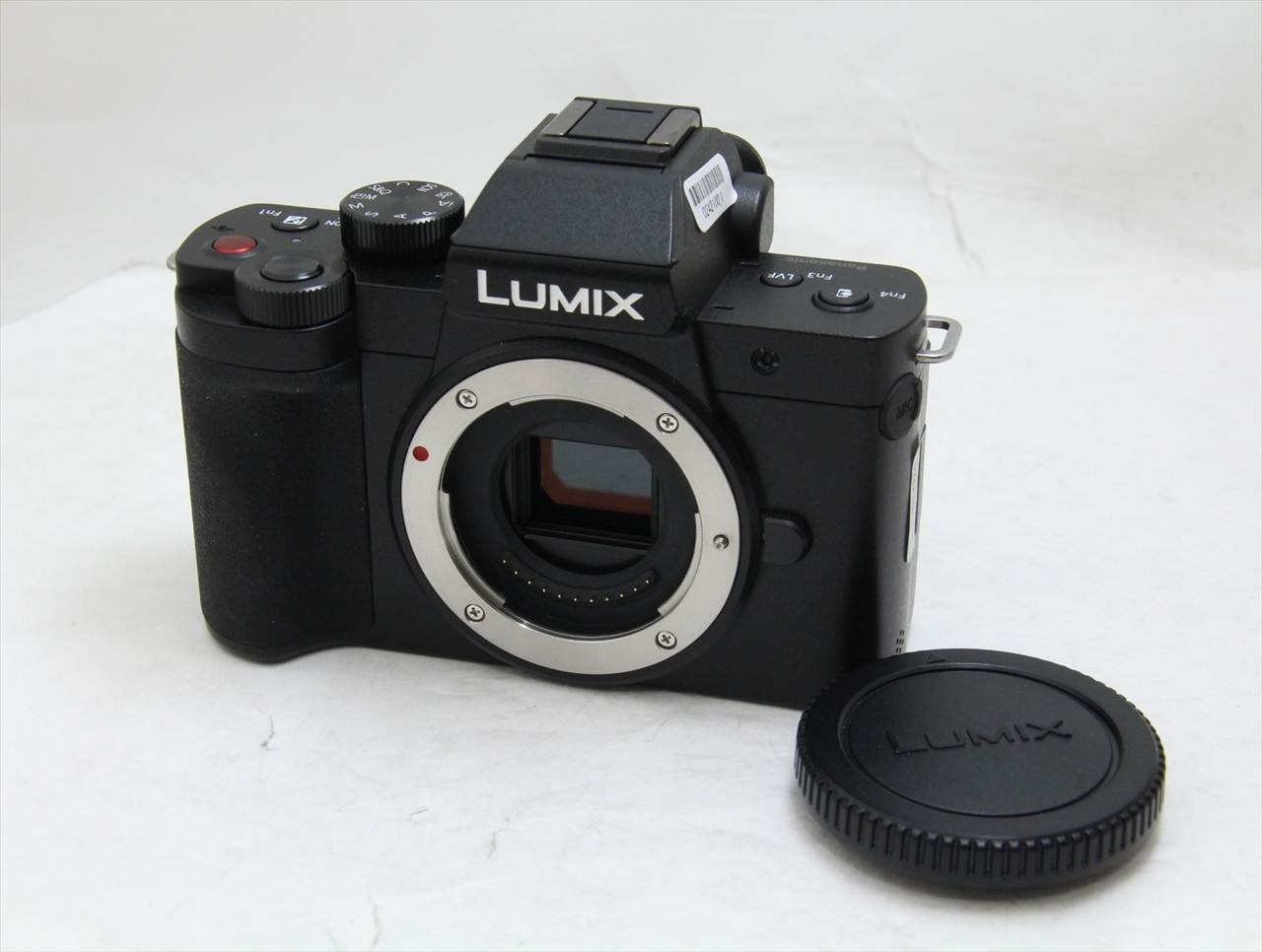 【中古】 パナソニック(panasonic) LUMIX G100D ボディ DC-G100D