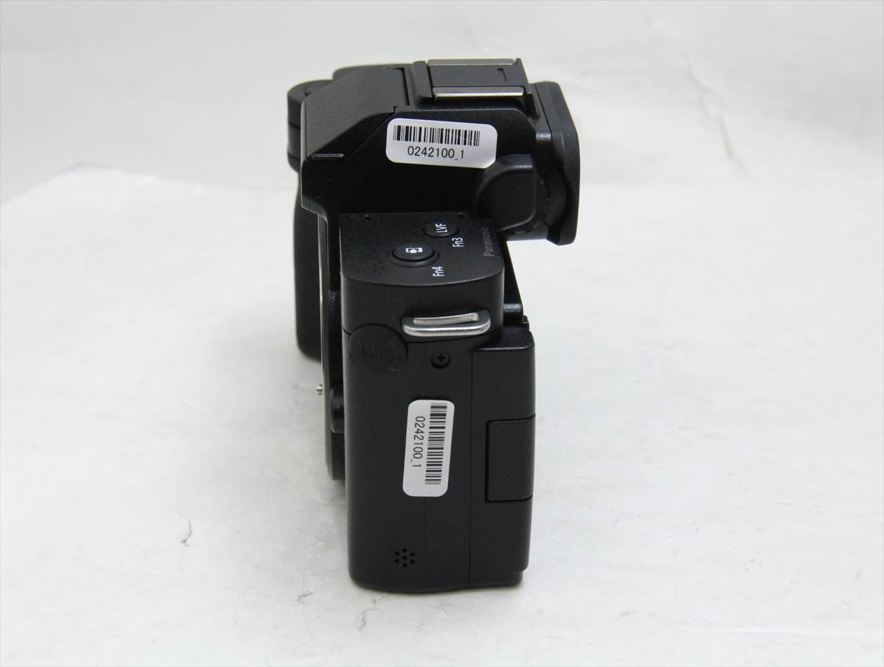 【中古】 パナソニック(panasonic) LUMIX G100D ボディ DC-G100D