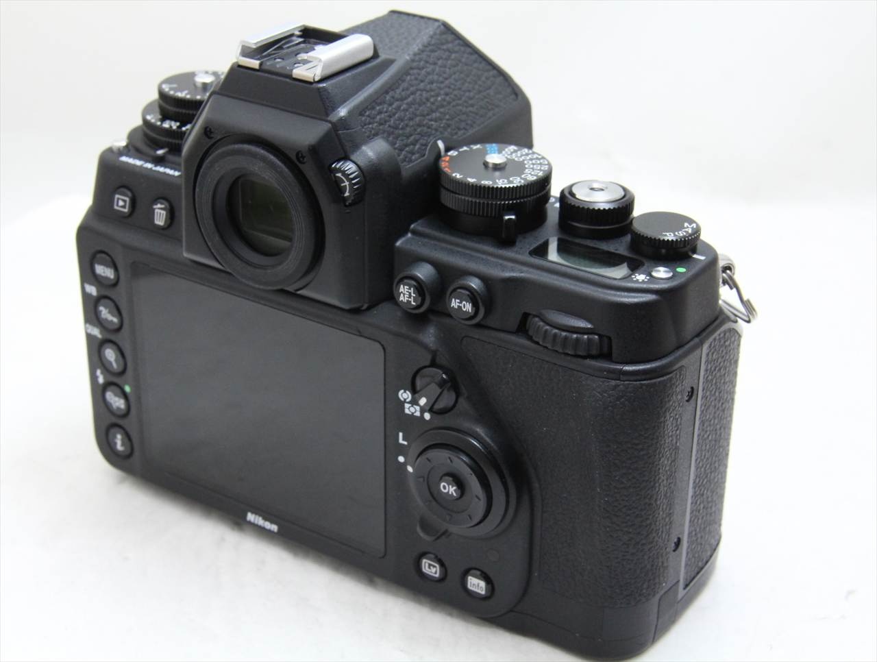 【中古】 ニコン(nikon) Df ボディ [ブラック]