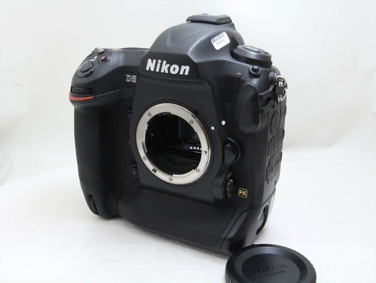 【中古】 ニコン(nikon) D5 XQD-Type ボディ