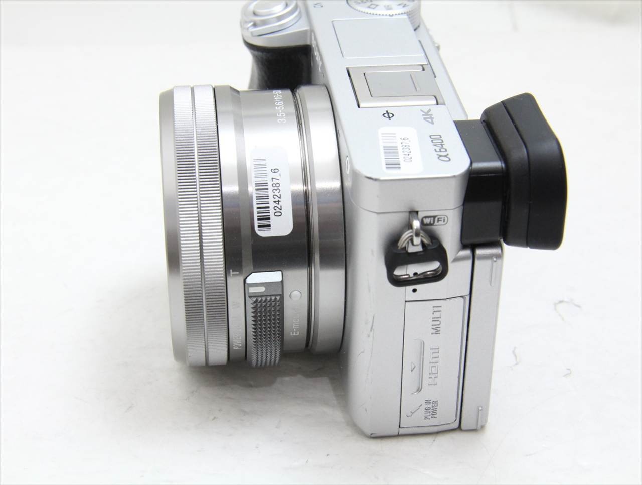 【中古】 ソニー(sony) α6400 ILCE-6400L パワーズームレンズキット [シルバー]