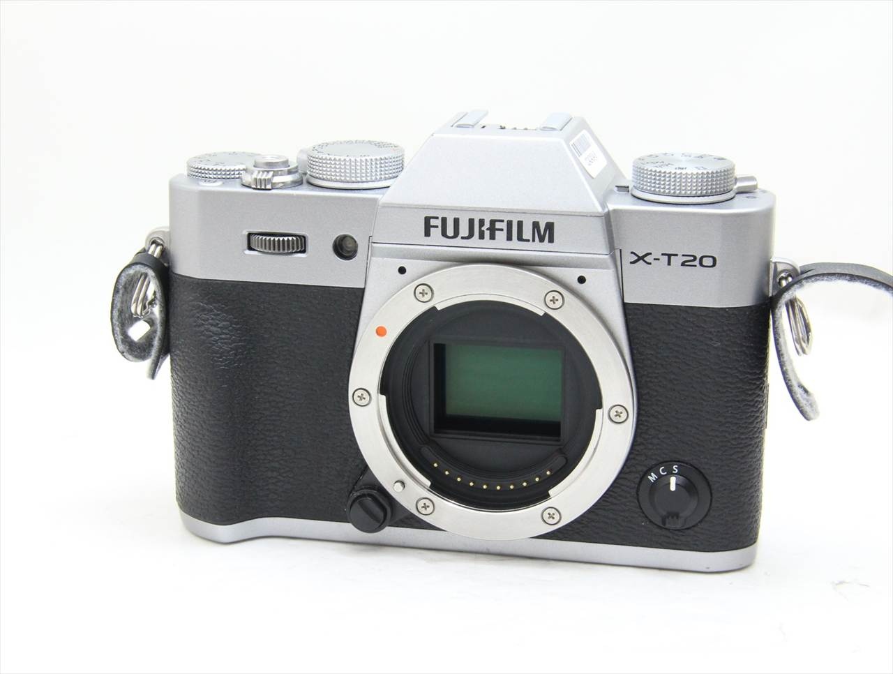 【中古】 富士フイルム(fujifilm) FUJIFILM X-T20 ボディ [シルバー]