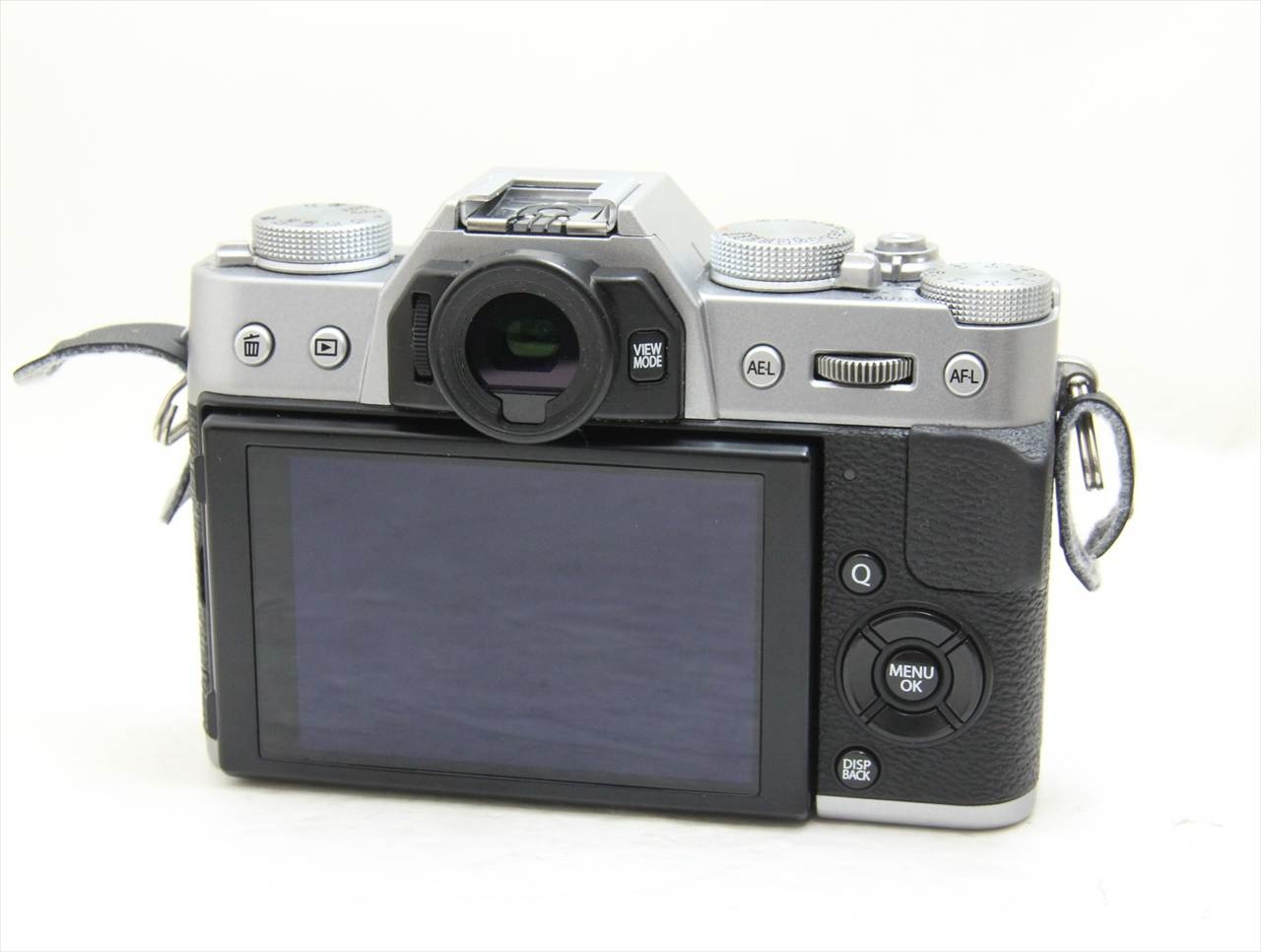 【中古】 富士フイルム(fujifilm) FUJIFILM X-T20 ボディ [シルバー]
