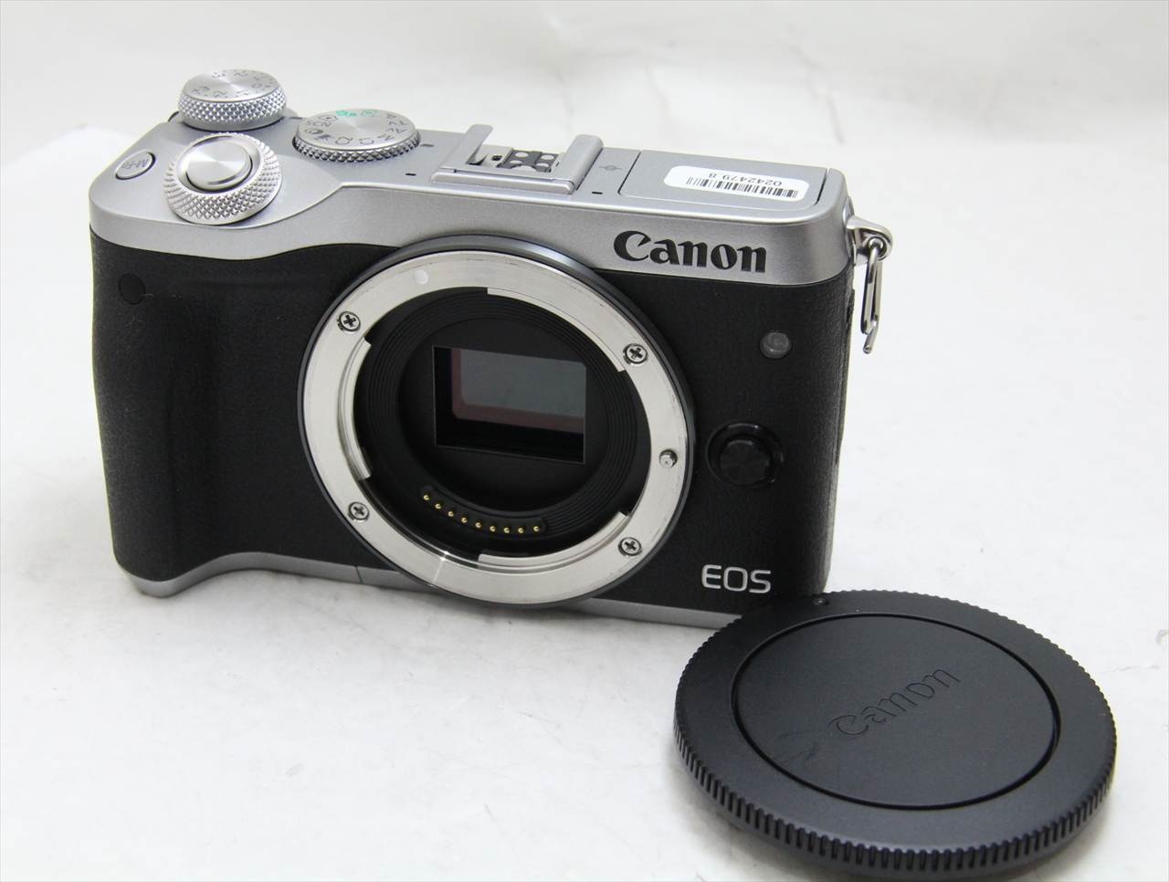 【中古】 キヤノン(canon) EOS M6 ボディ [シルバー]
