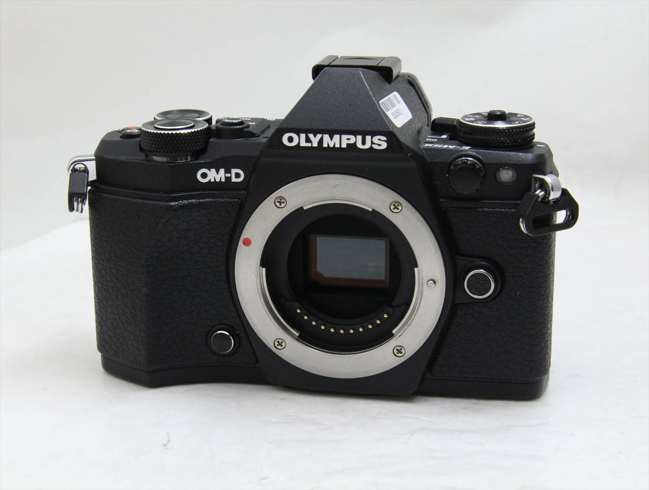 【中古】 オリンパス・OMシステム(olympus・OM SYSTEM) OLYMPUS OM-D E-M5 Mark II ボディ [ブラック]