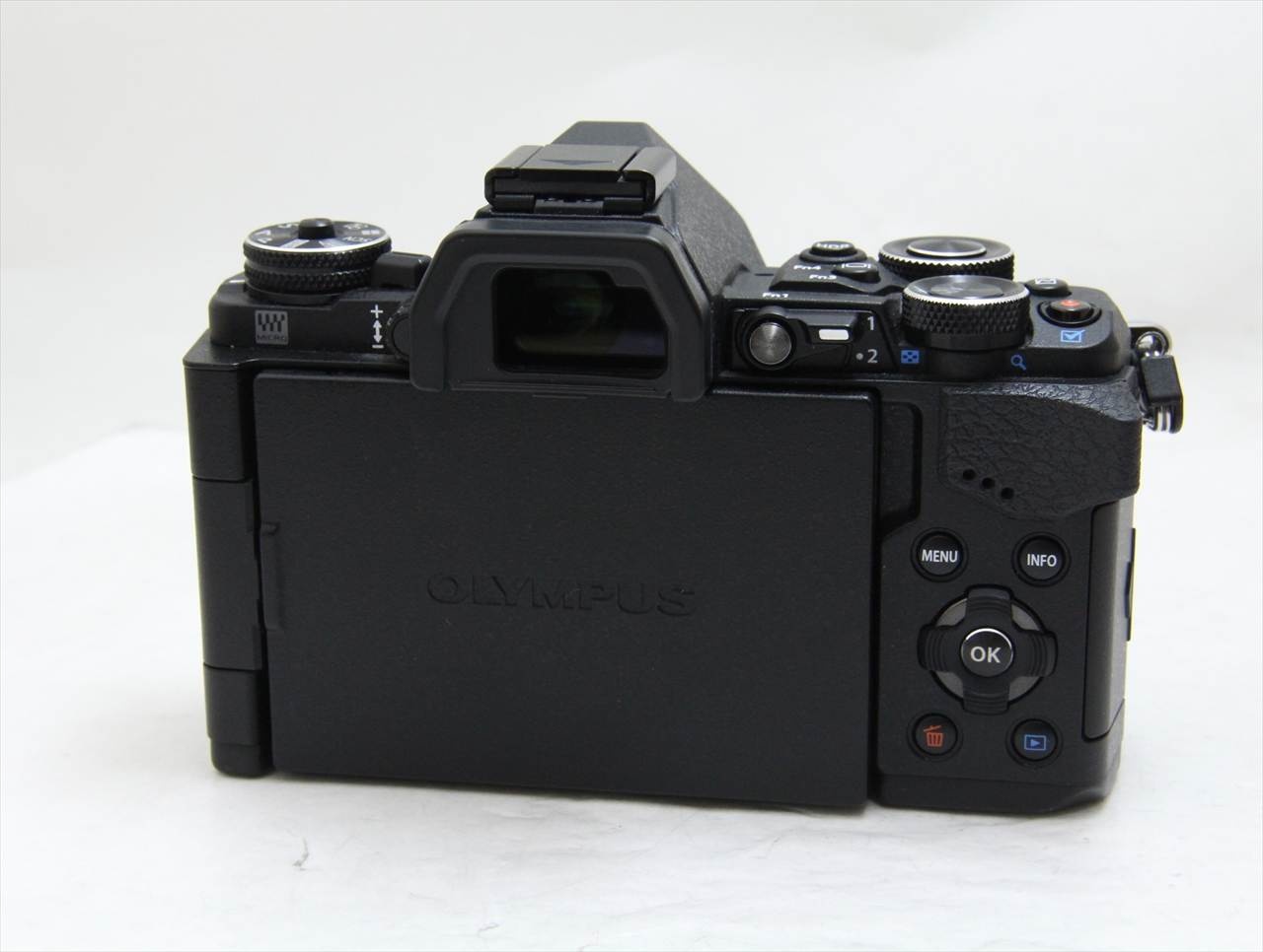 【中古】 オリンパス・OMシステム(olympus・OM SYSTEM) OLYMPUS OM-D E-M5 Mark II ボディ [ブラック]