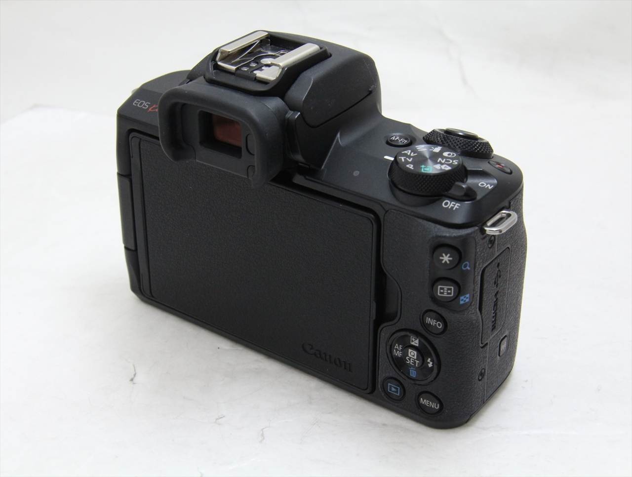 【中古】 キヤノン(canon) EOS Kiss M2 ボディ [ブラック]