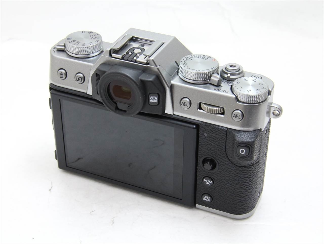 【中古】 富士フイルム(fujifilm) FUJIFILM X-T30 ボディ [シルバー]