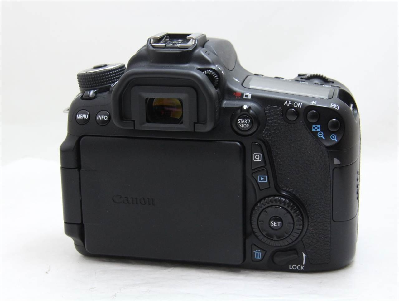 【中古】 キヤノン(canon) EOS 70D