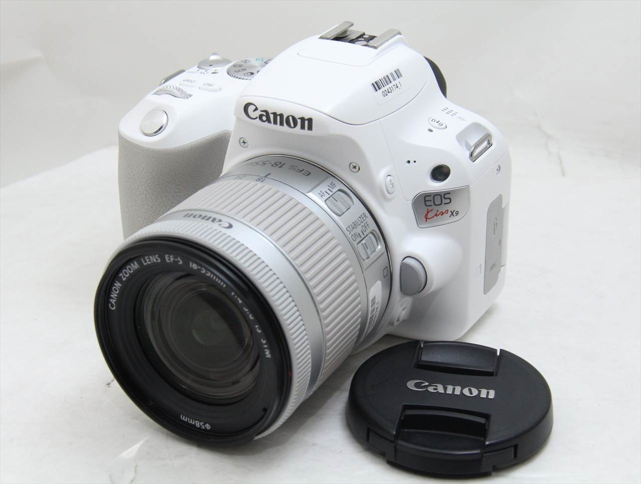 【中古】 キヤノン(canon) EOS Kiss X9 EF-S18-55 IS STM レンズキット [ホワイト]