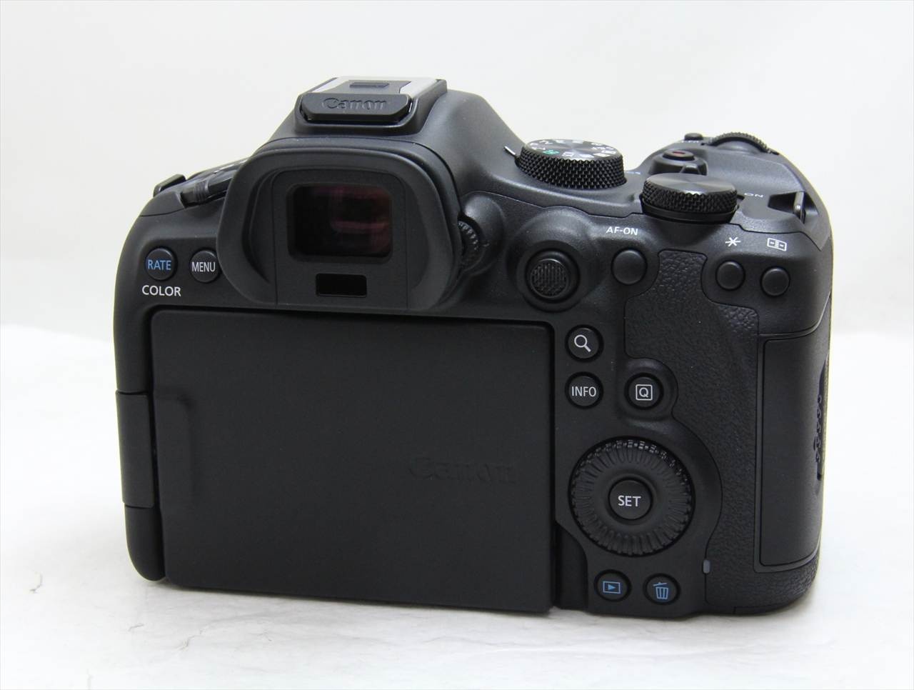 【中古】 キヤノン(canon) EOS R6 Mark III ボディ