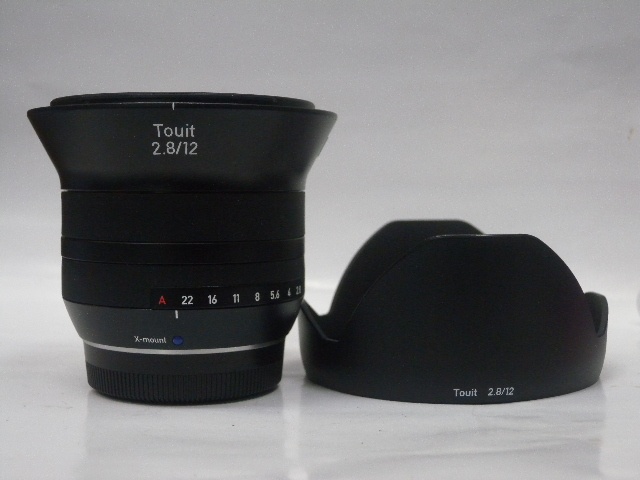 Touitディスタゴン12mmF2.8(フジX）