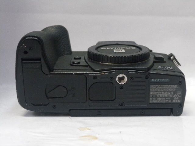 OM-D E-M1 III