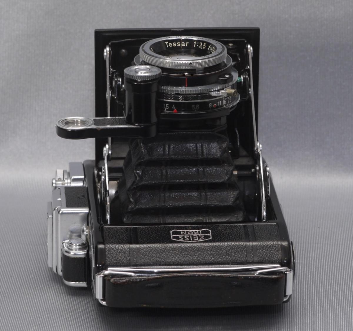 スーパーセミイコンタ V 型 カールテッサー 75mm f 3.5 