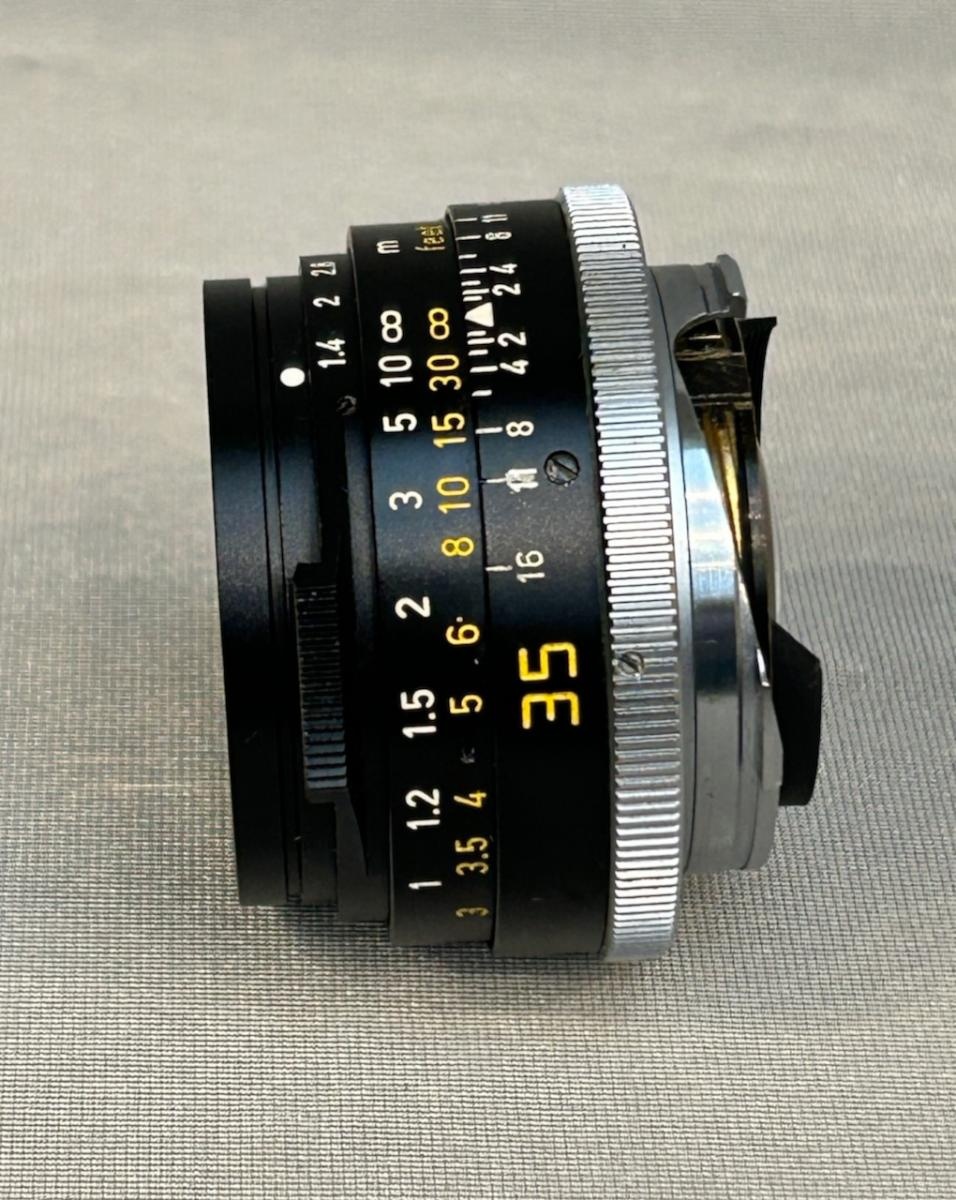 ライカ ズミルックス 35mm f 1.4 (M) カナダ