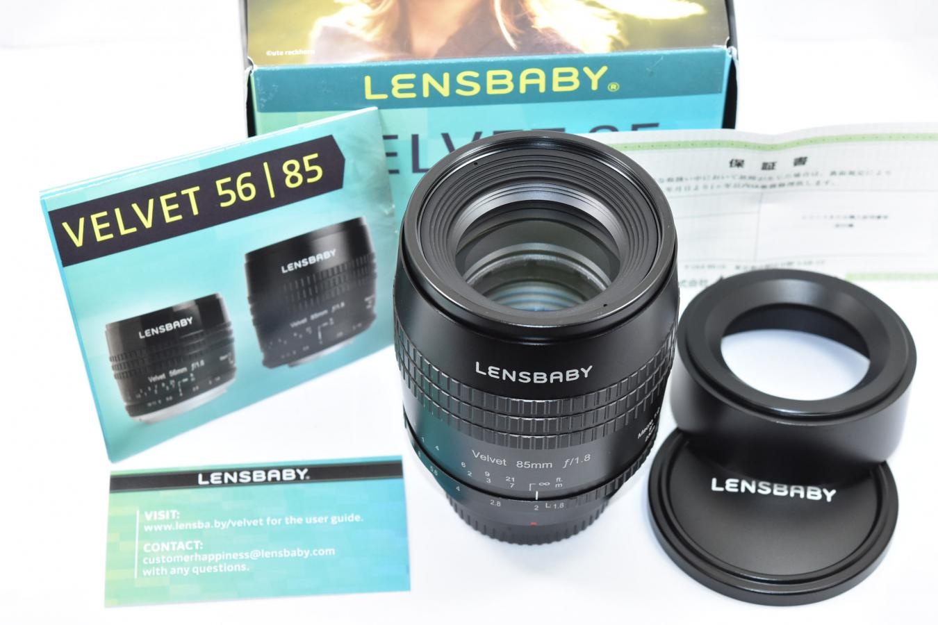 LENSBABY VELVET 85mm F1.8 未記入メーカー保証書、元箱付一式 【フジXマウントレンズ】