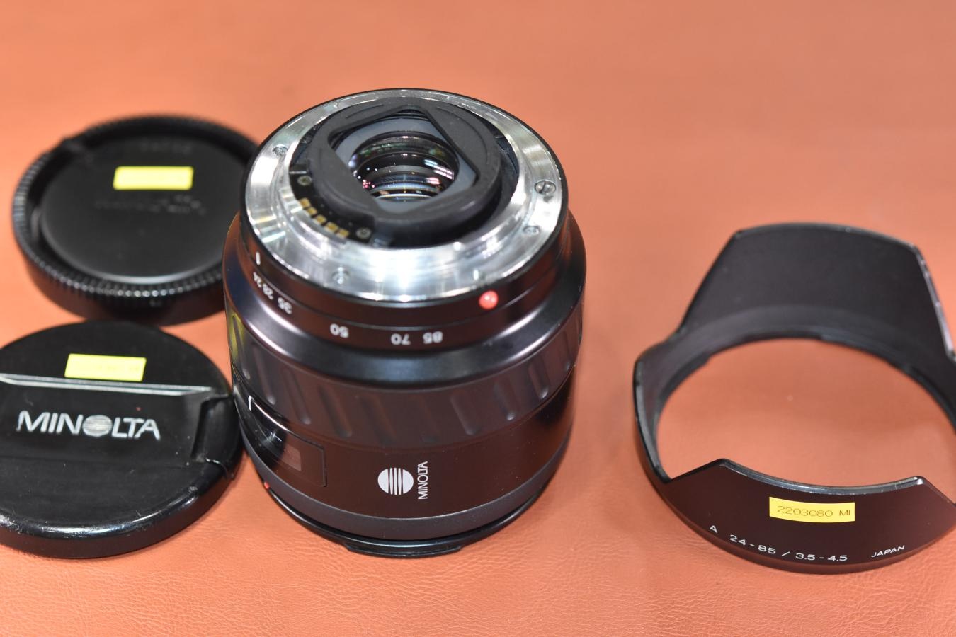 【B級特価品】 MINOLTA AF 24-85mm F3.5-4.5 【純正フード付】