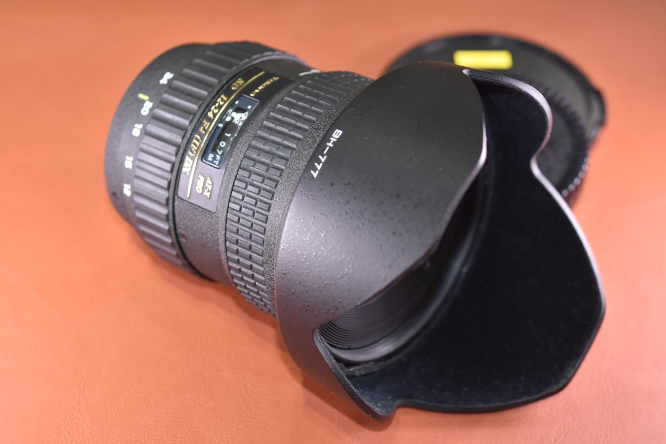 Tokina AT-X124PRO DX 純正フード付 【SD 12-24/4(IF)DX Nikon用】