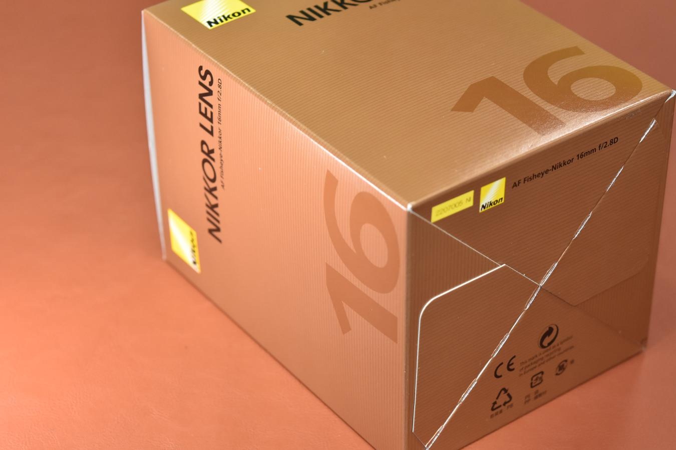 【完 全 新 品】Nikon AF Fisheye-Nikkor 16mm F2.8D【元箱付一式 購入前の開封厳禁】※Nikon最後のデッドストック品 メーカー希望小売価格123750円