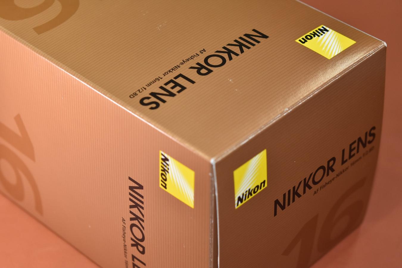 【完 全 新 品】Nikon AF Fisheye-Nikkor 16mm F2.8D【元箱付一式 購入前の開封厳禁】※Nikon最後のデッドストック品 メーカー希望小売価格123750円